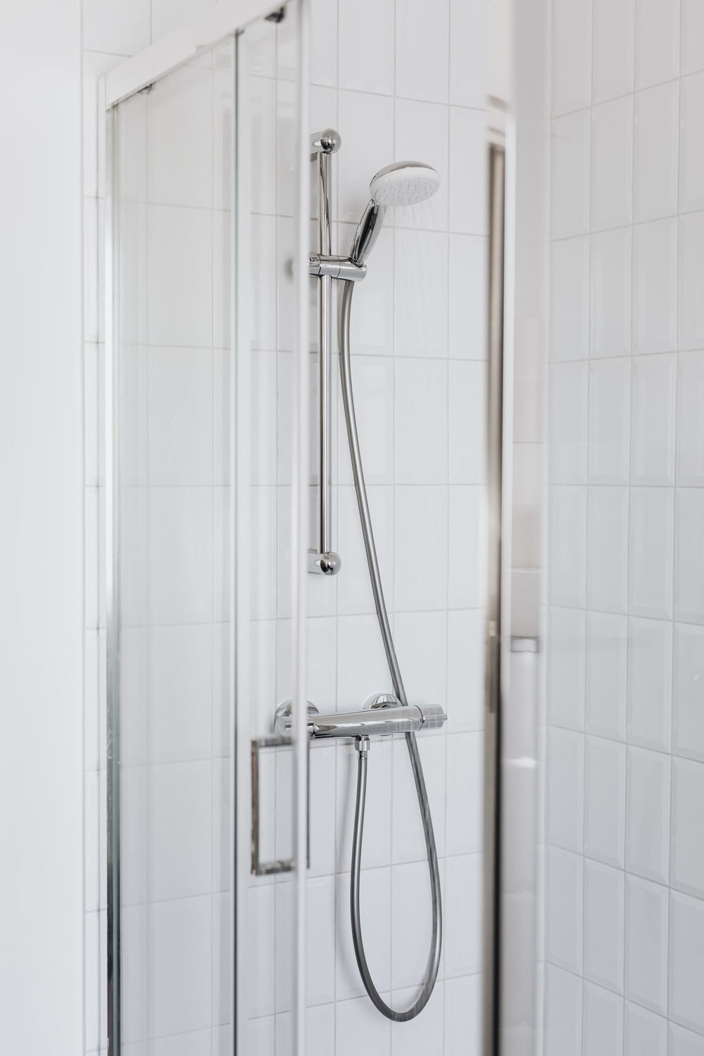 Flow shower system